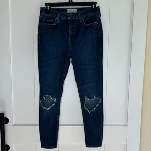 Free People Dark Blue Distressed Skinny Jeans Size 29S
